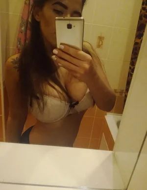 Maria Paradise